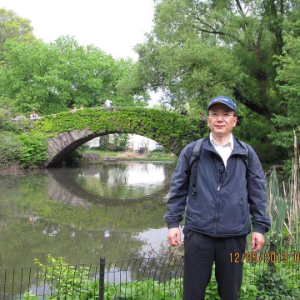 최병균